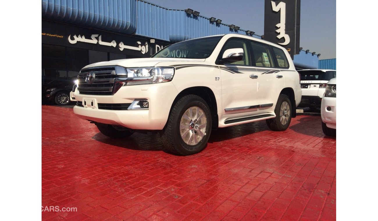 Toyota Land Cruiser VXR V8 5.7