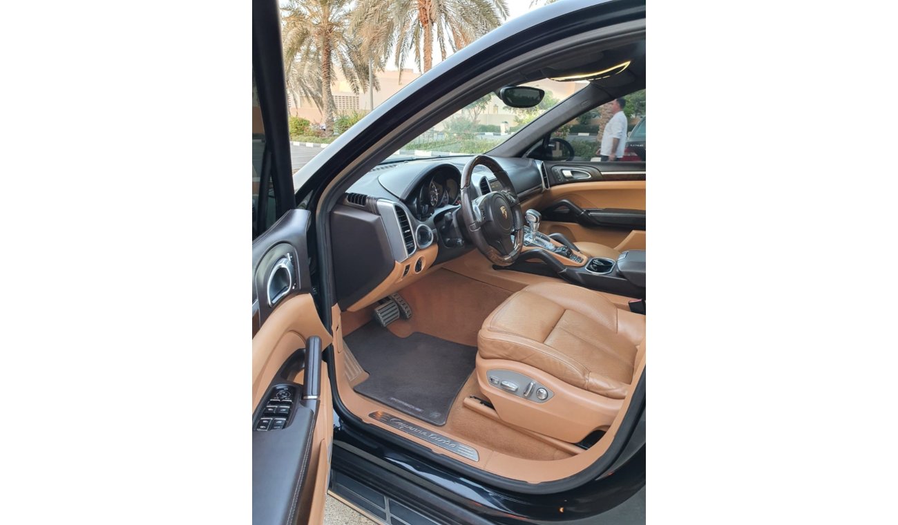 بورش كايان Porsche Cayenne 2012 turbo GCC