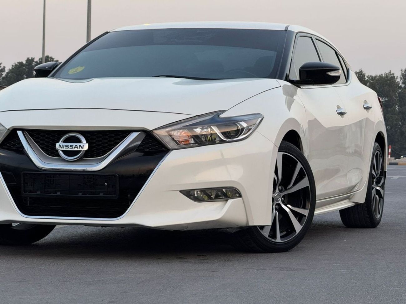 Nissan Maxima SV 3.5L In excellent condition and requires no expenses