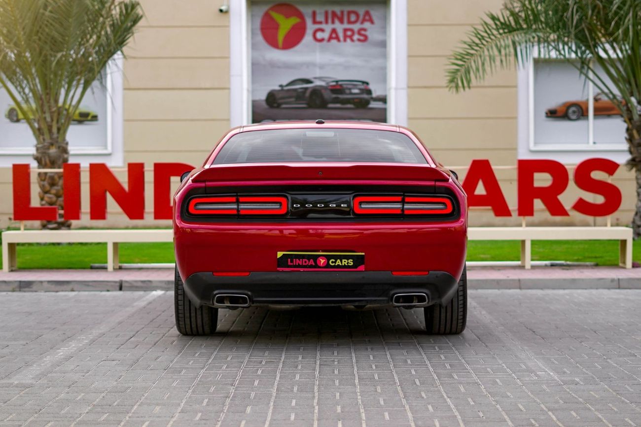 Dodge Challenger SXT