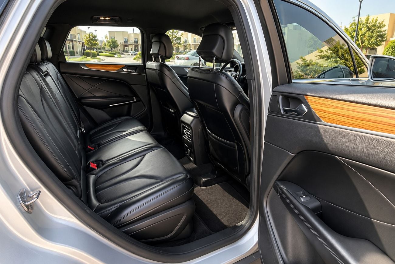 Lincoln MKC SELECT