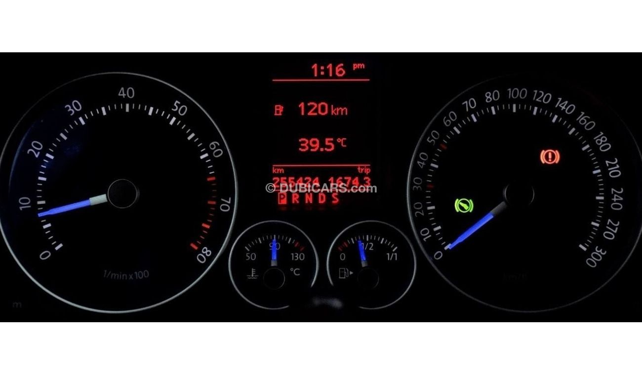 فولكس واجن جولف EXCELLENT DEAL for our Volkswagen Golf R32 V6 ( 2009 Model ) in Silver Color GCC Specs