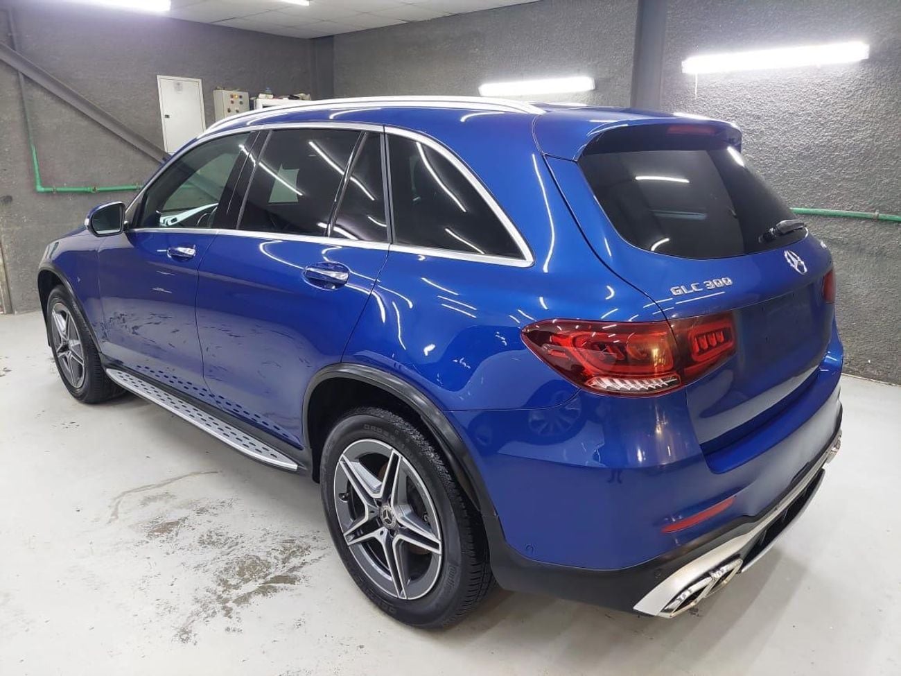 Mercedes Benz GLC 300 AMG