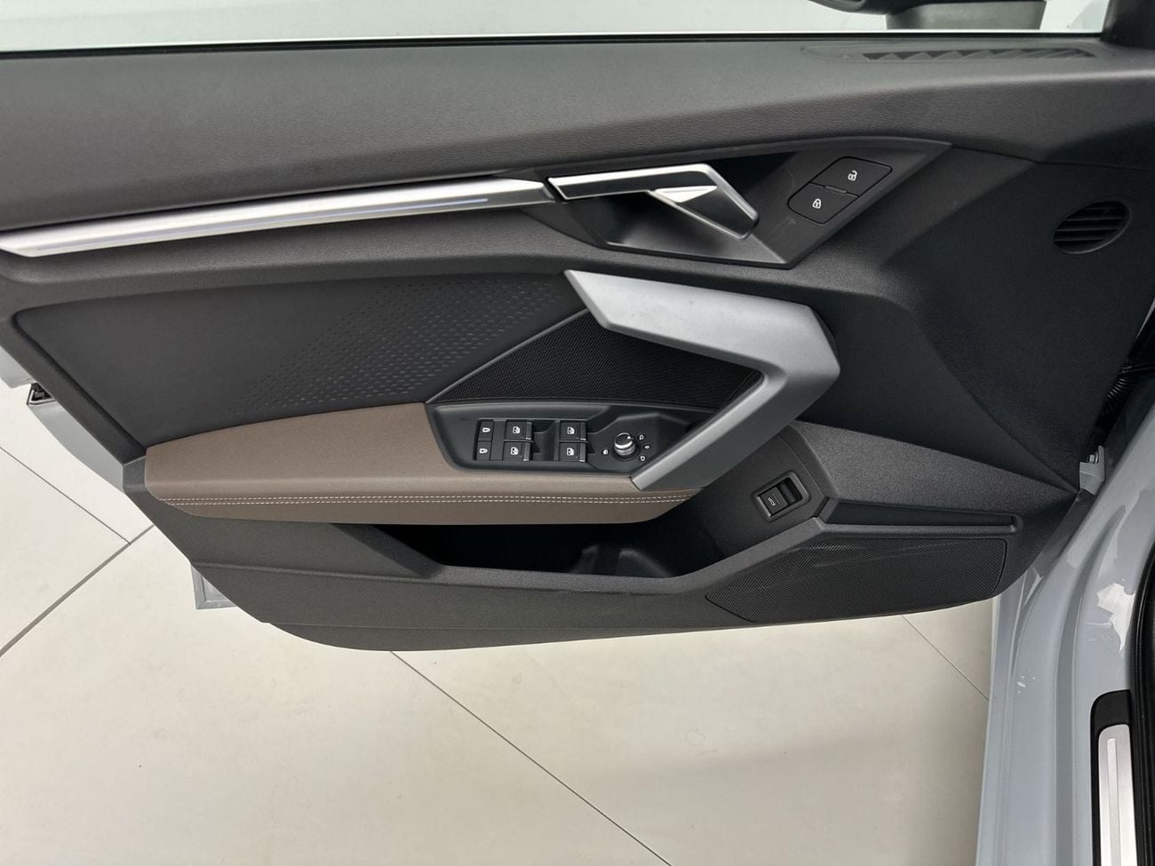 أودي A3 A3 Sedan Advanced 35 TFSI 150hp Progress (Ref# 00373)