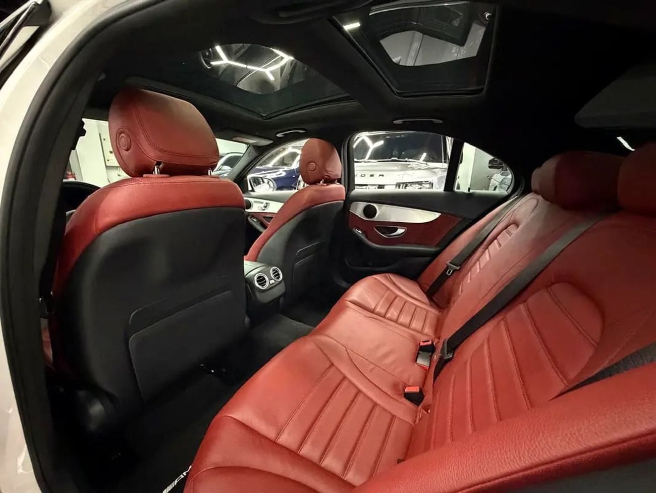 مرسيدس بنز C 200 AMG