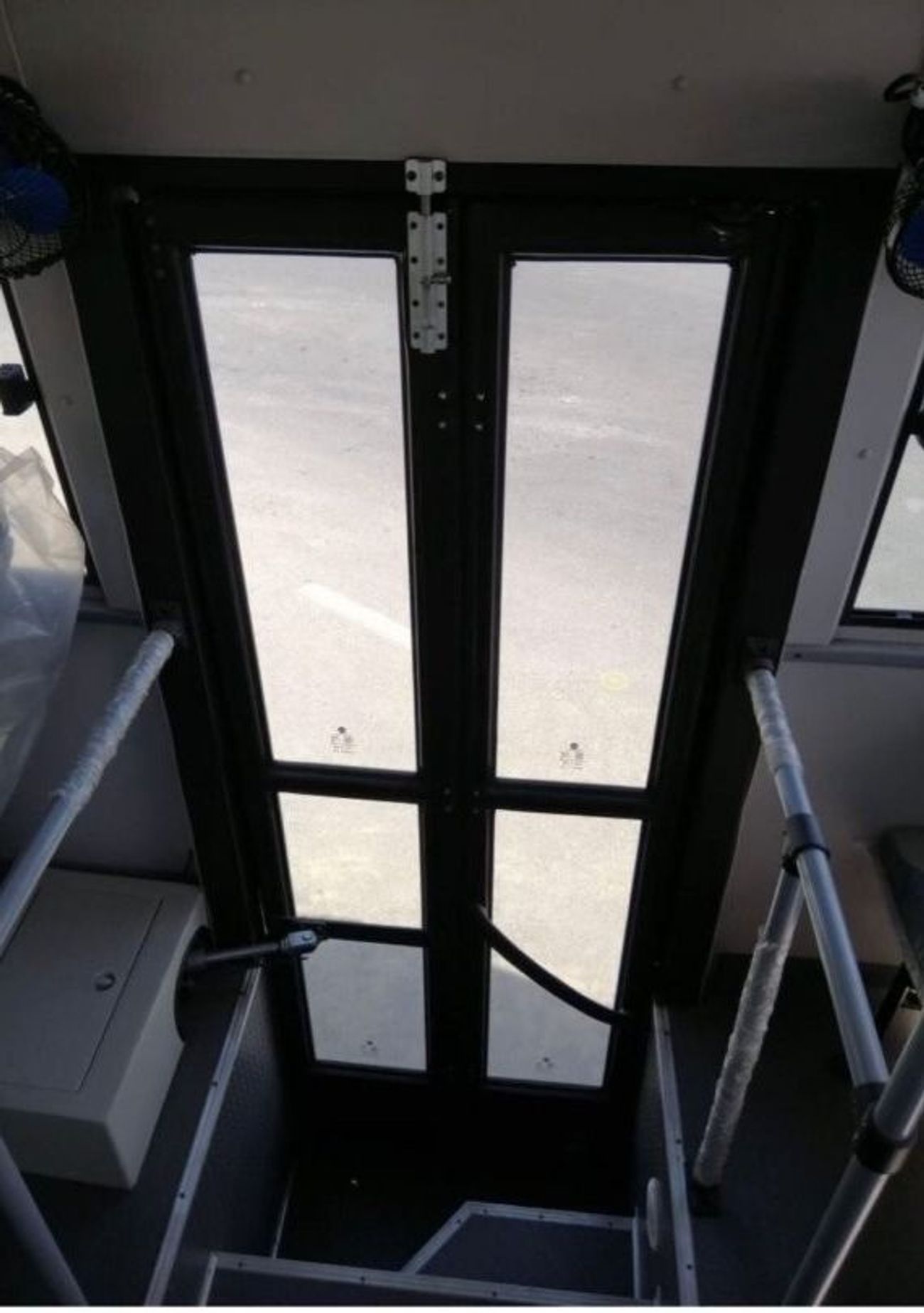 تاتا ستاربس 62 seater double door