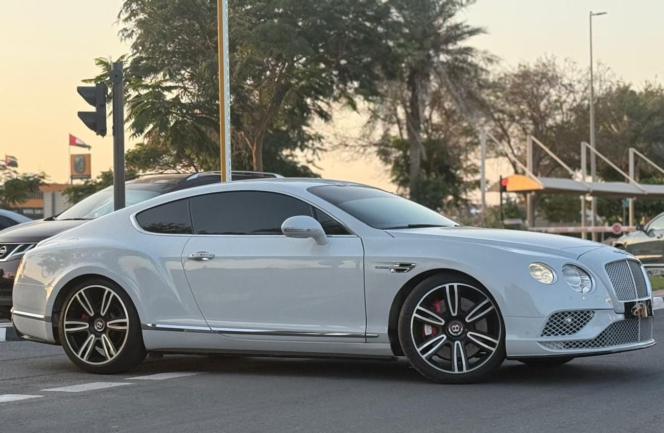 Bentley Continental GT Speed 4.0L Coupe Bentley Continental GT Speed 2013 - GCC Specs - Pristine Condition