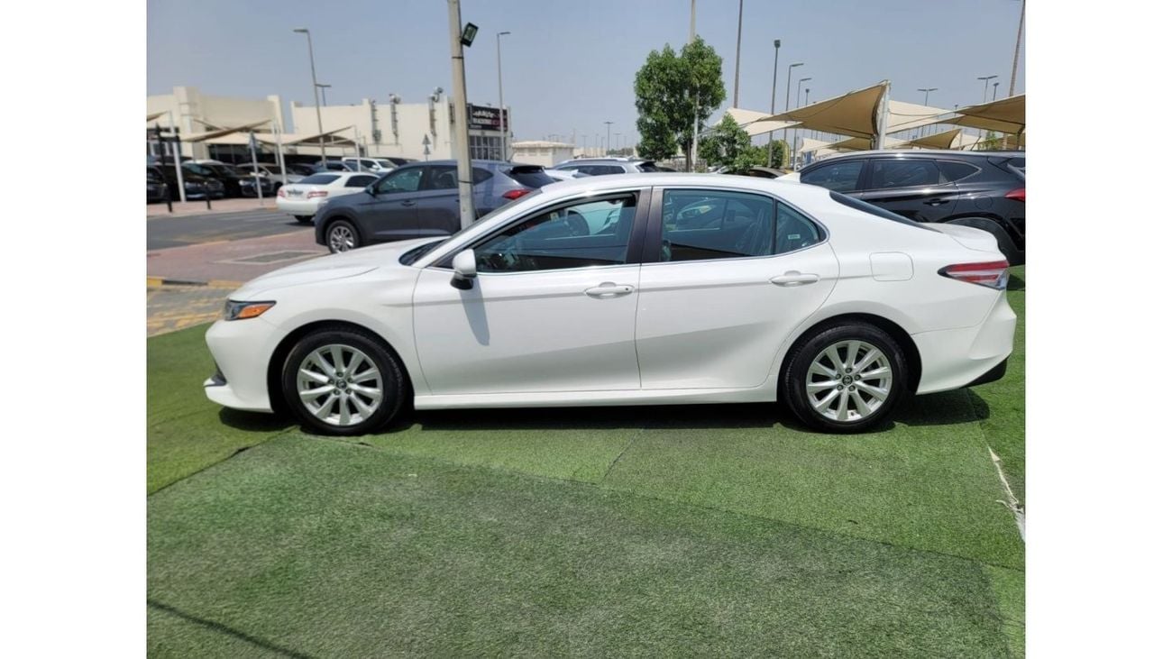 تويوتا كامري 2020 Toyota Camry, LE, Clean car