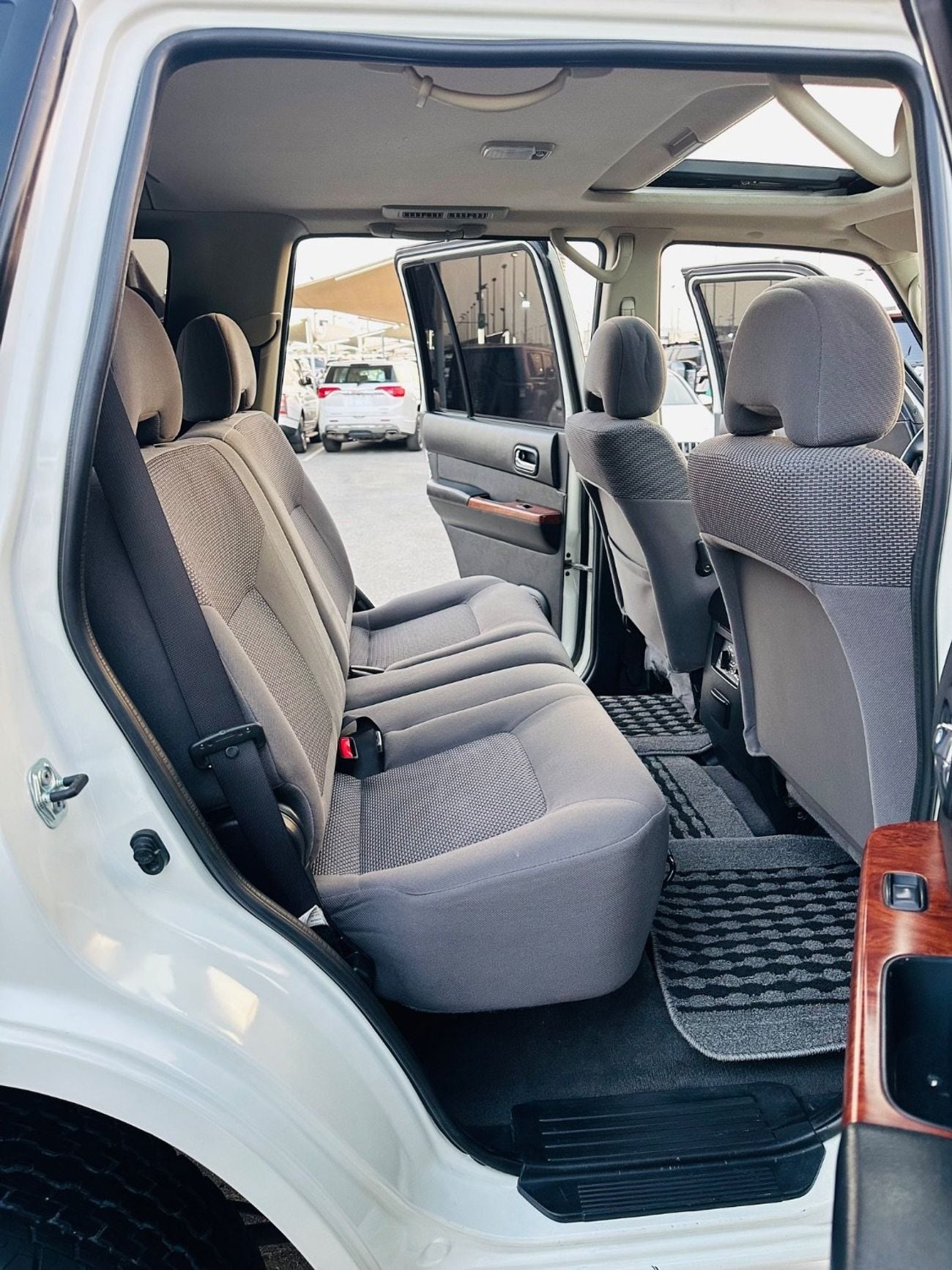 Nissan Patrol Safari 