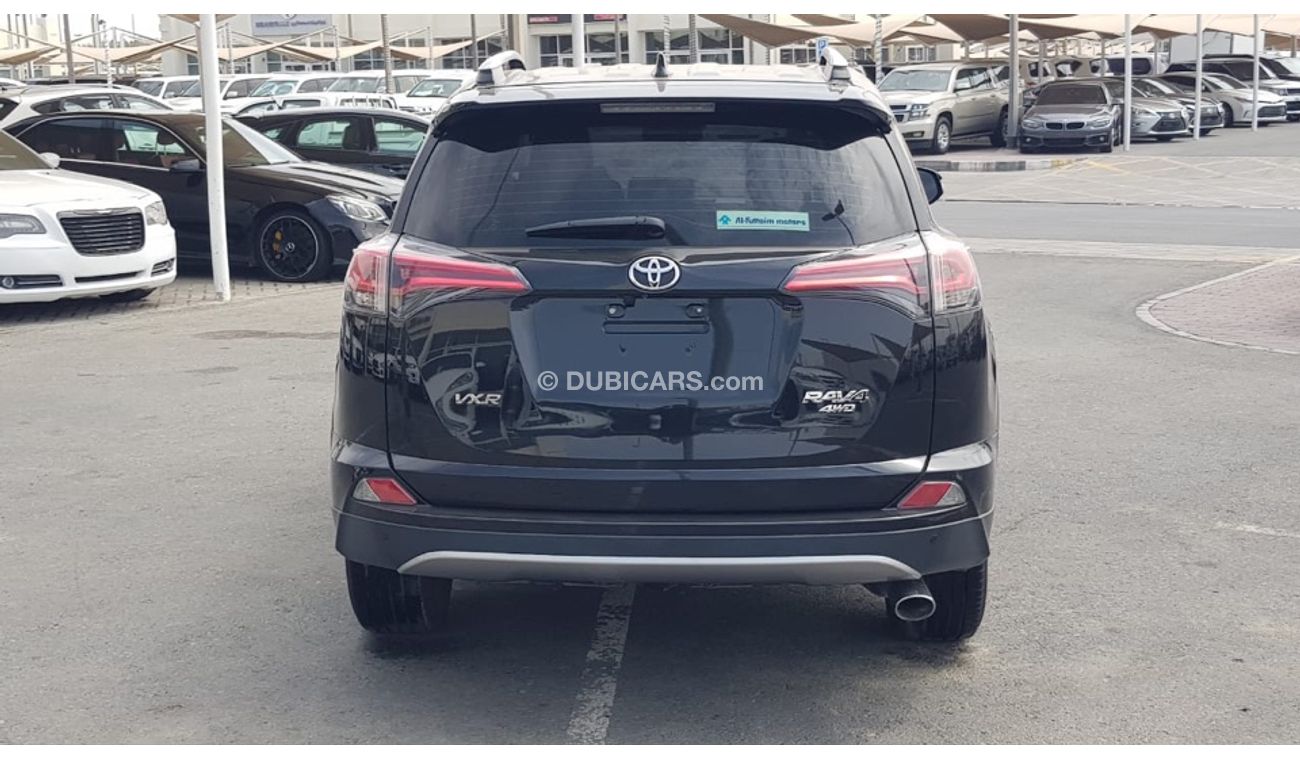 Toyota RAV4 Toyota Rav4 model 2018 GCC VXR car prefect condition full option sun roof leather seats back camera