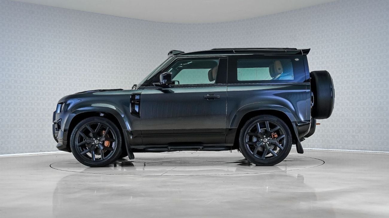Land Rover Defender 90 S P400 3.0L URBAN Widetrack | Special Offer | AED 4,704 PM | 22in WX-2, LED Lightbar |