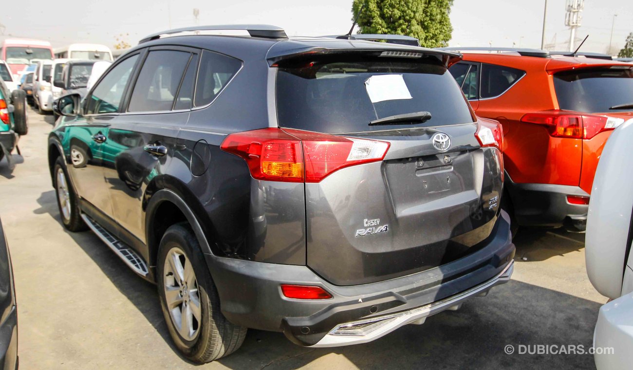 Toyota RAV4 XLE AWD