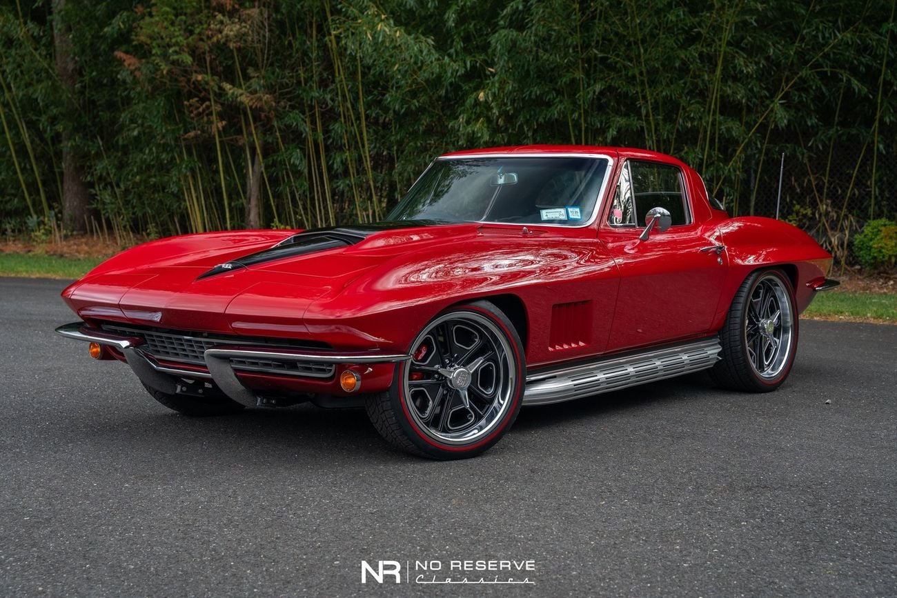 شيفروليه كورفت ZZ502 6 Speed Widebody Restomod