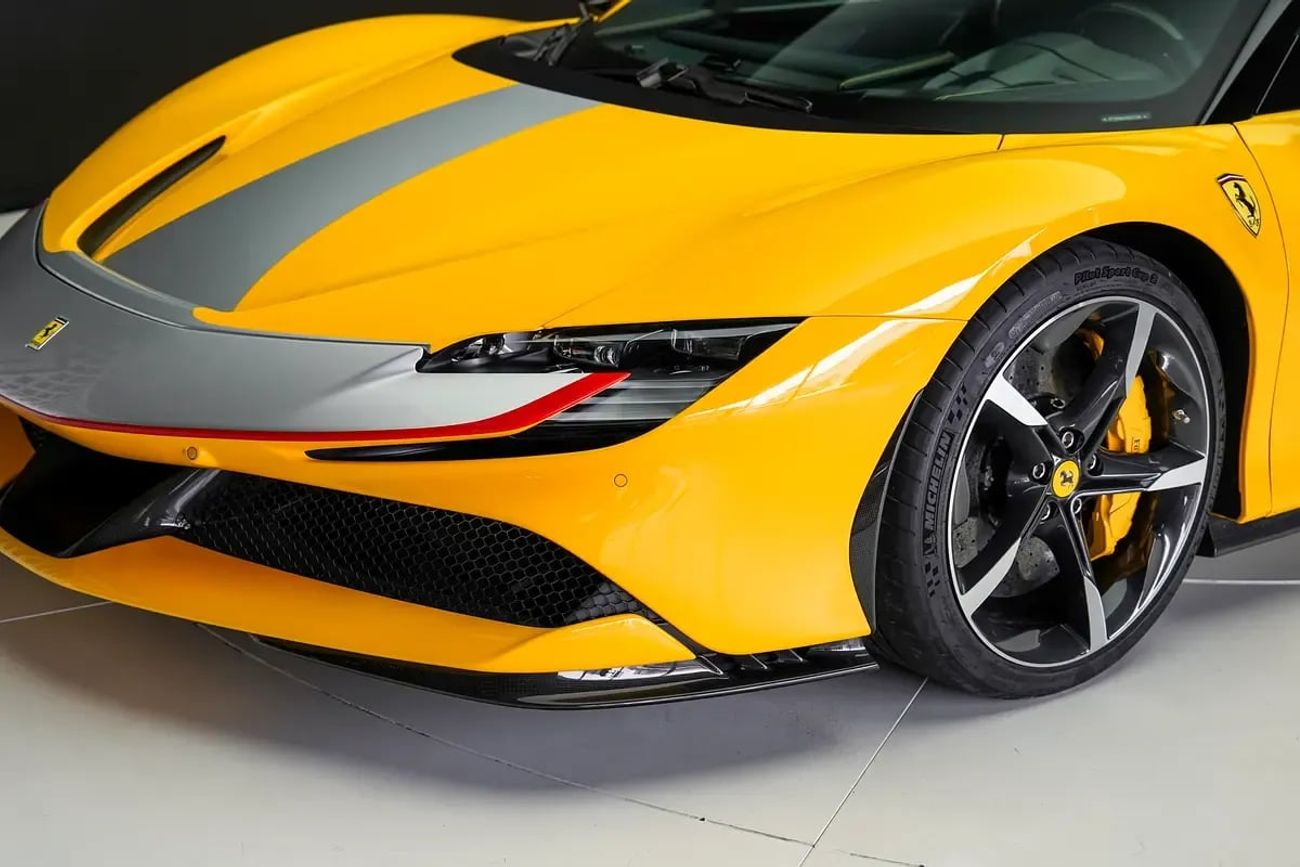 فيراري SF90 ستراديل STRADALE