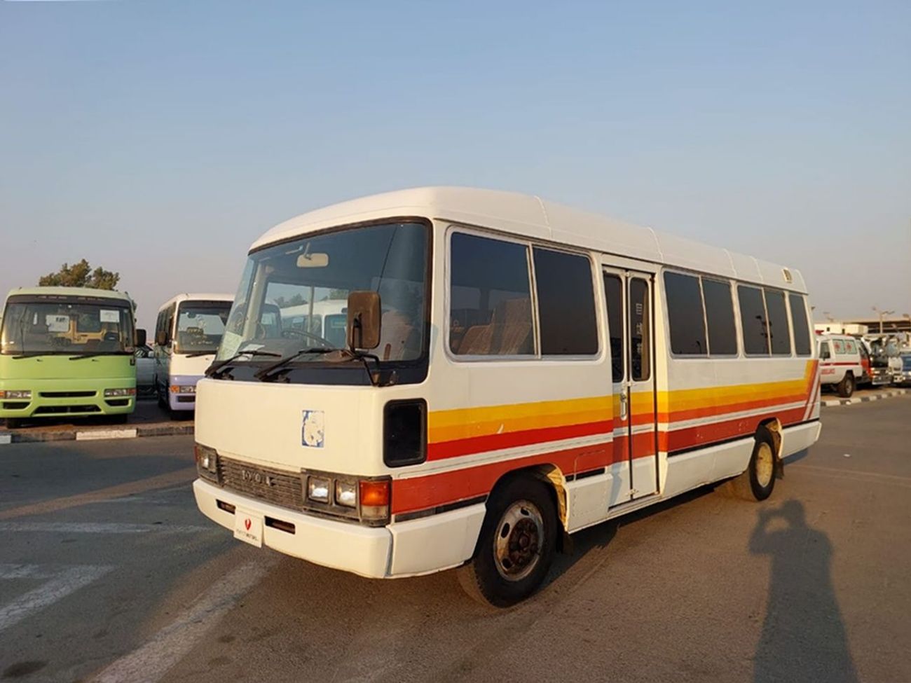 تويوتا كوستر TOYOTA COASTER BUS RHD 1992 MODEL 4.1 L DIESEL AUTOMATIC(PM04795)