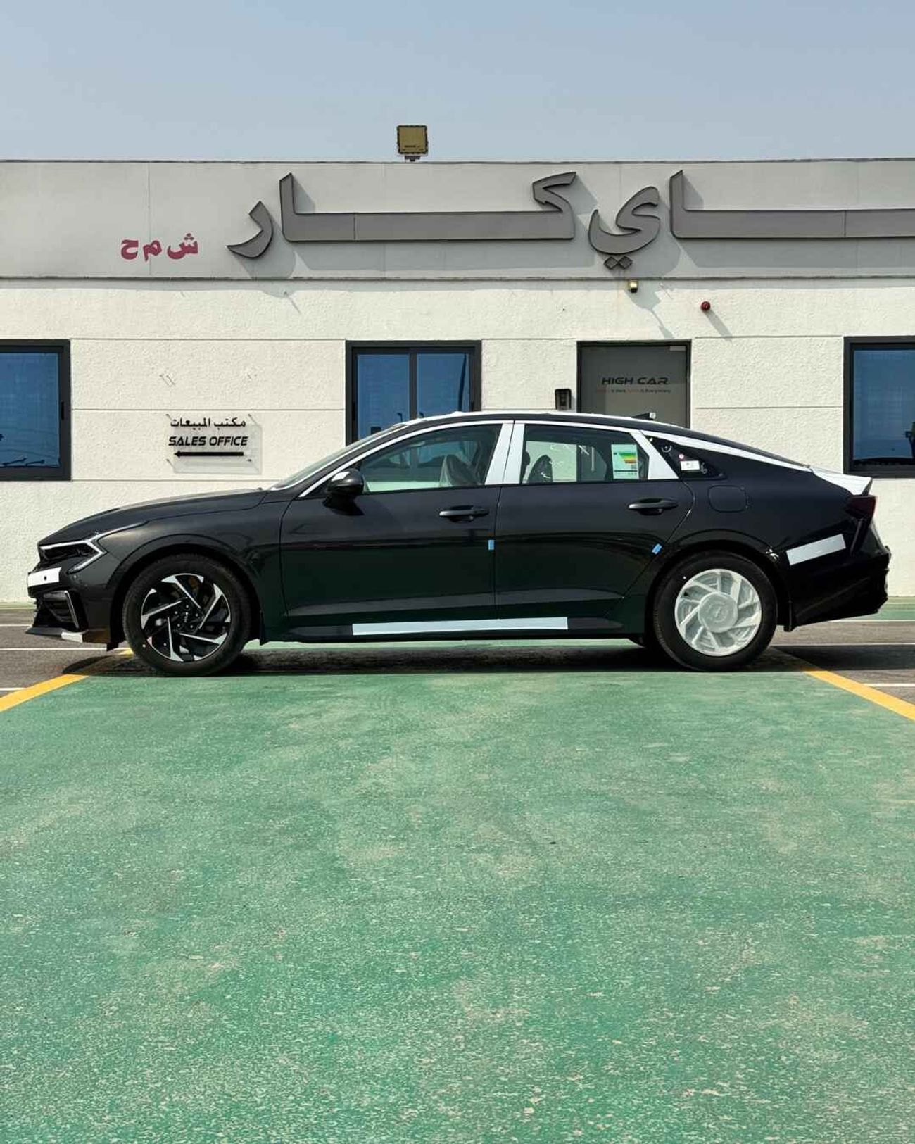 Kia K5 KIA K5 2.0 HYBRID - 2027 MODEL - GCC SPECS - KOREAN0