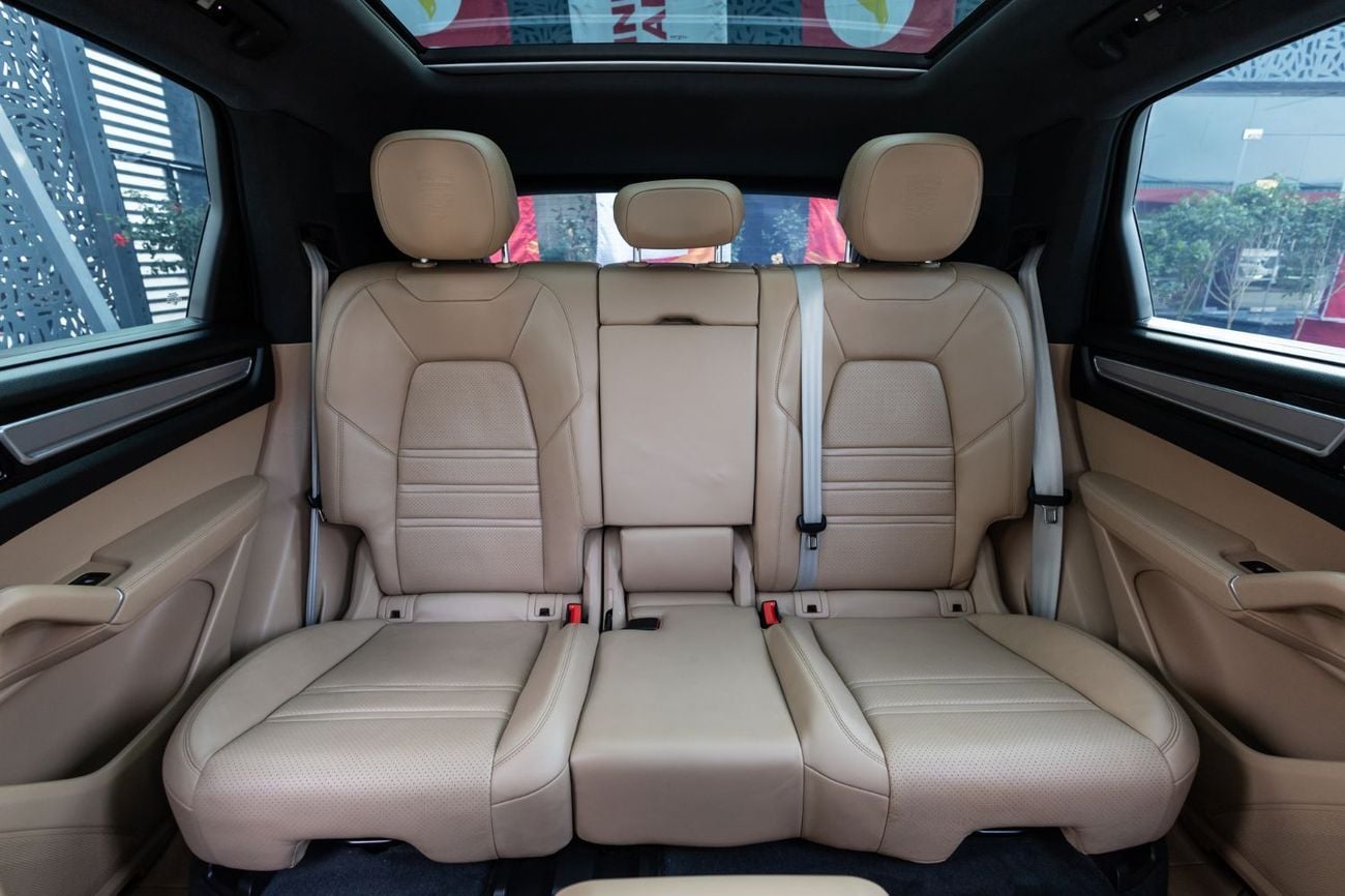 Porsche Cayenne Platinum Edition