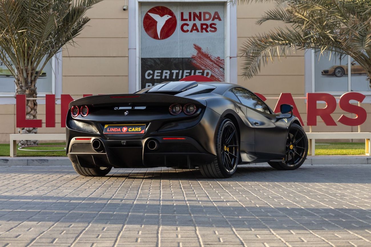 Ferrari F8 Tributo 3.9T V8