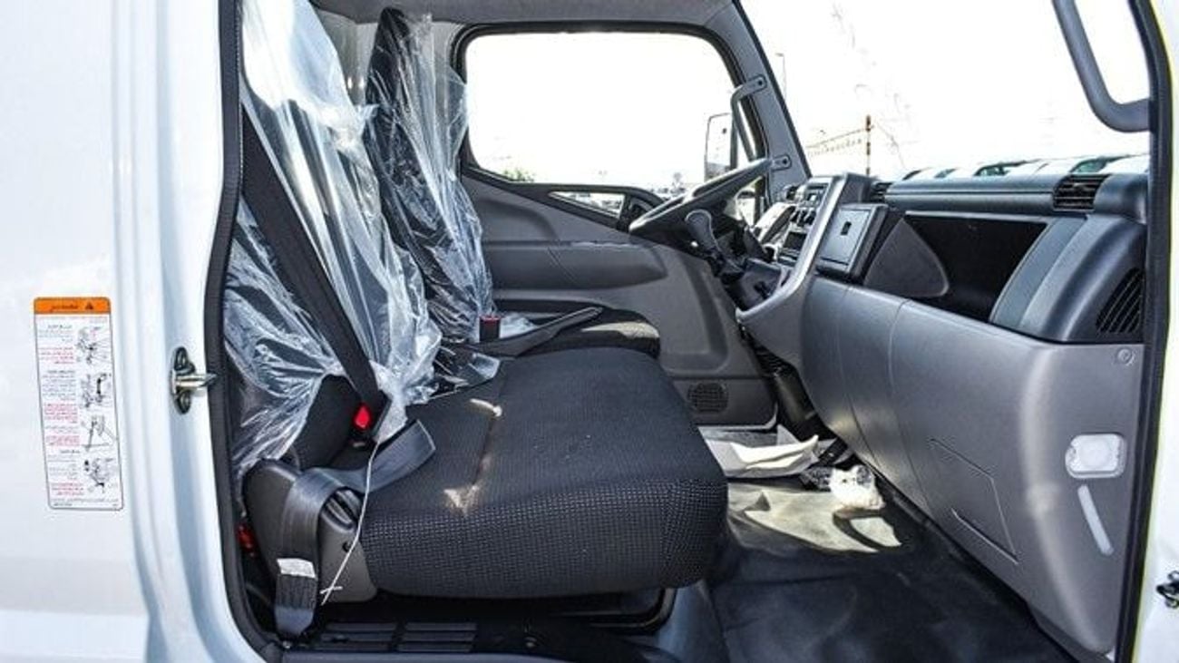 Mitsubishi Fuso Canter Mitsubishi Fuso Canter 4.2L 170 ltr No ABS model 2026