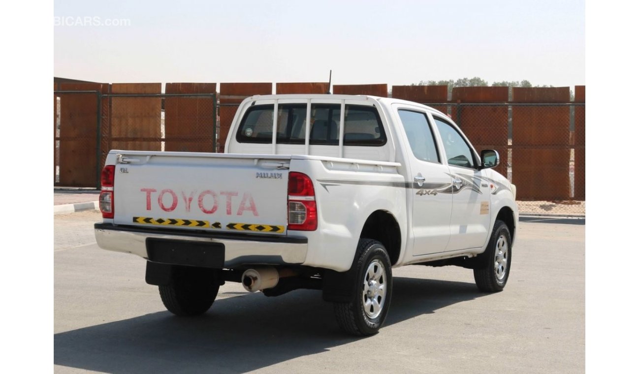 Toyota Hilux 2015 | HILUX 4X4 DIESEL - DOUBLE CABIN PICKUP WITH GCC SPECS AND EXCELLENT CONDITION