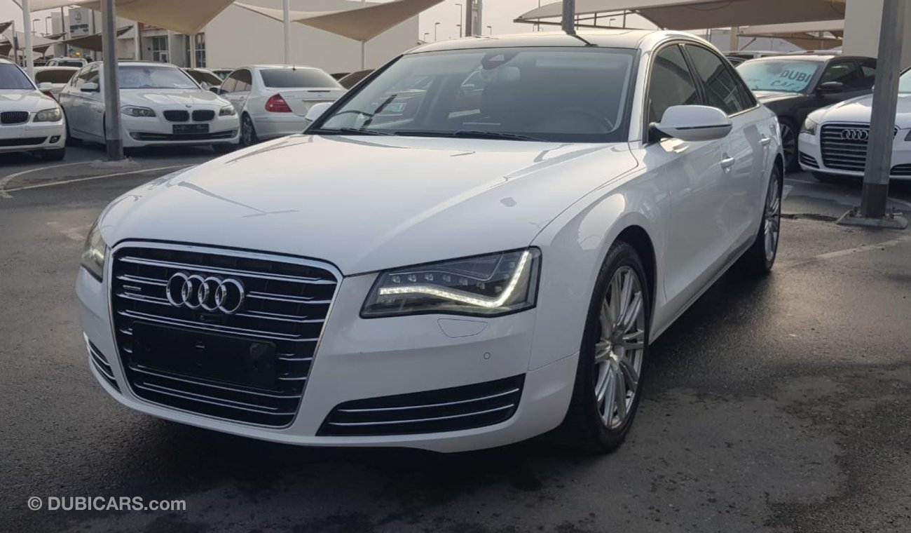 Audi A8 Audi A8 model 2012 GCC car prefect condition full option low mileage