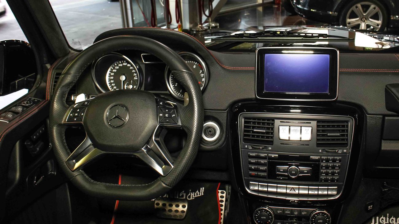 Mercedes Benz G500