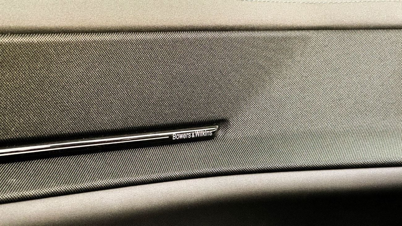 بولستار 3 Long Range Dual Motor 2024 Agency Warranty GCC Full Electric Brand New