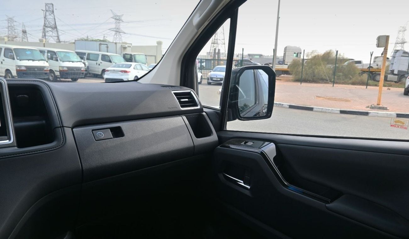 Toyota Granvia Toyota Granvia 2025 3.5L Petrol RWD 9 Seats Transmission Automatic  Black Outside Black Inside