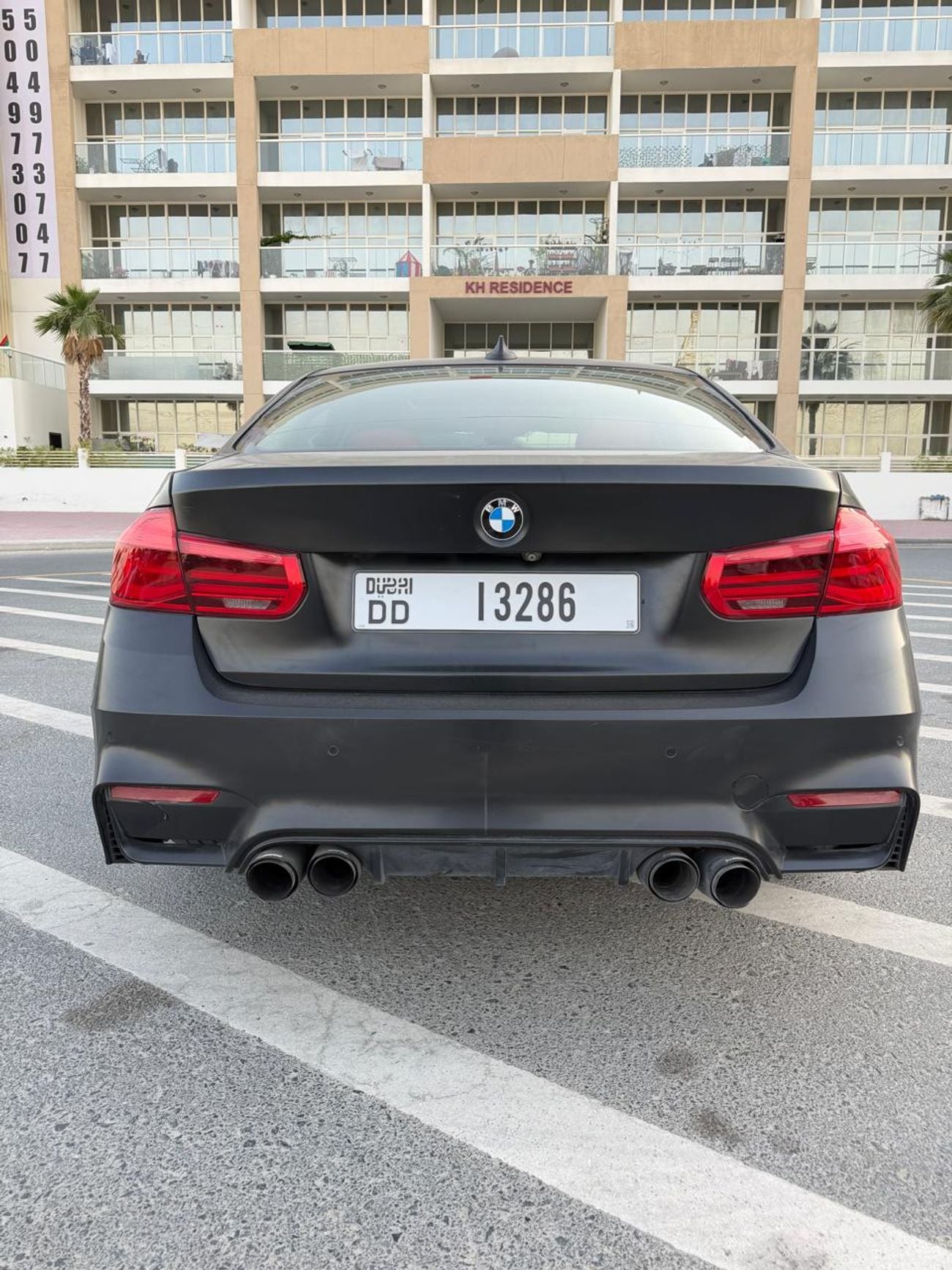 BMW 330e BMW