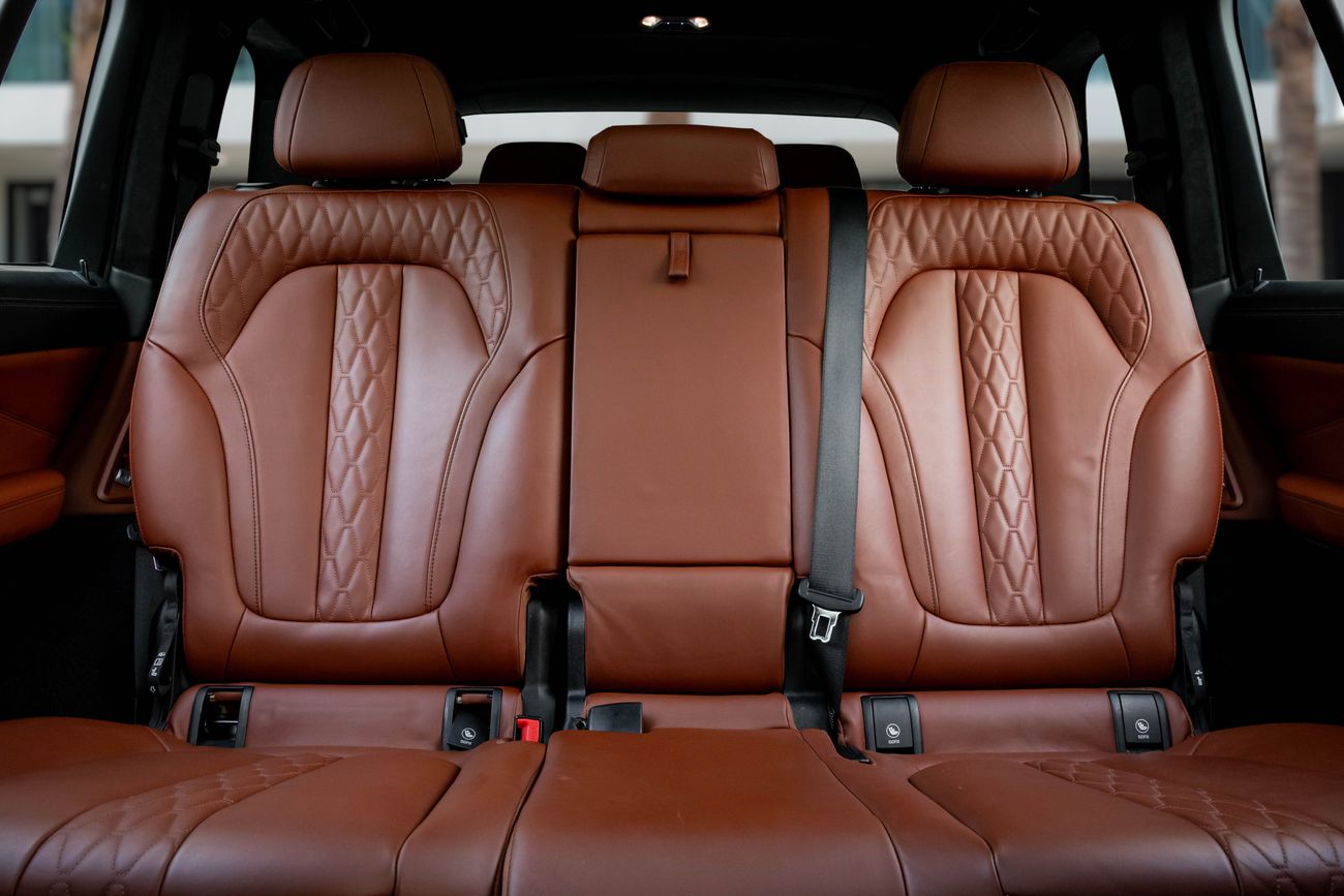 BMW X7 X7 M50i | 4,505 P.M | 0% Downpayment | Perfect Condition!