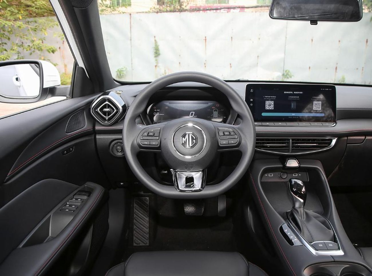 MG 5 full option open sunroof ready to deliver