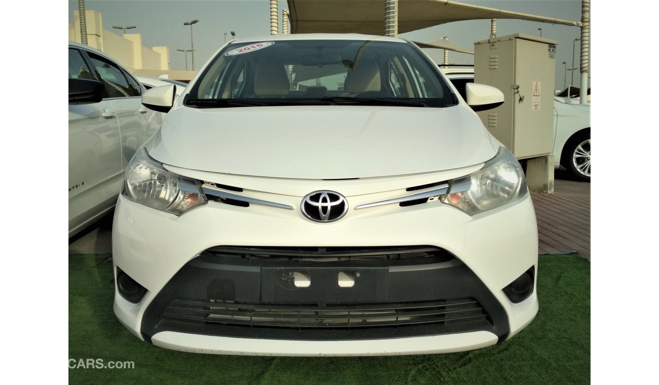 Toyota Yaris 2015 WHITE GCC NO ACCIDENT NO PAINT PERFECT