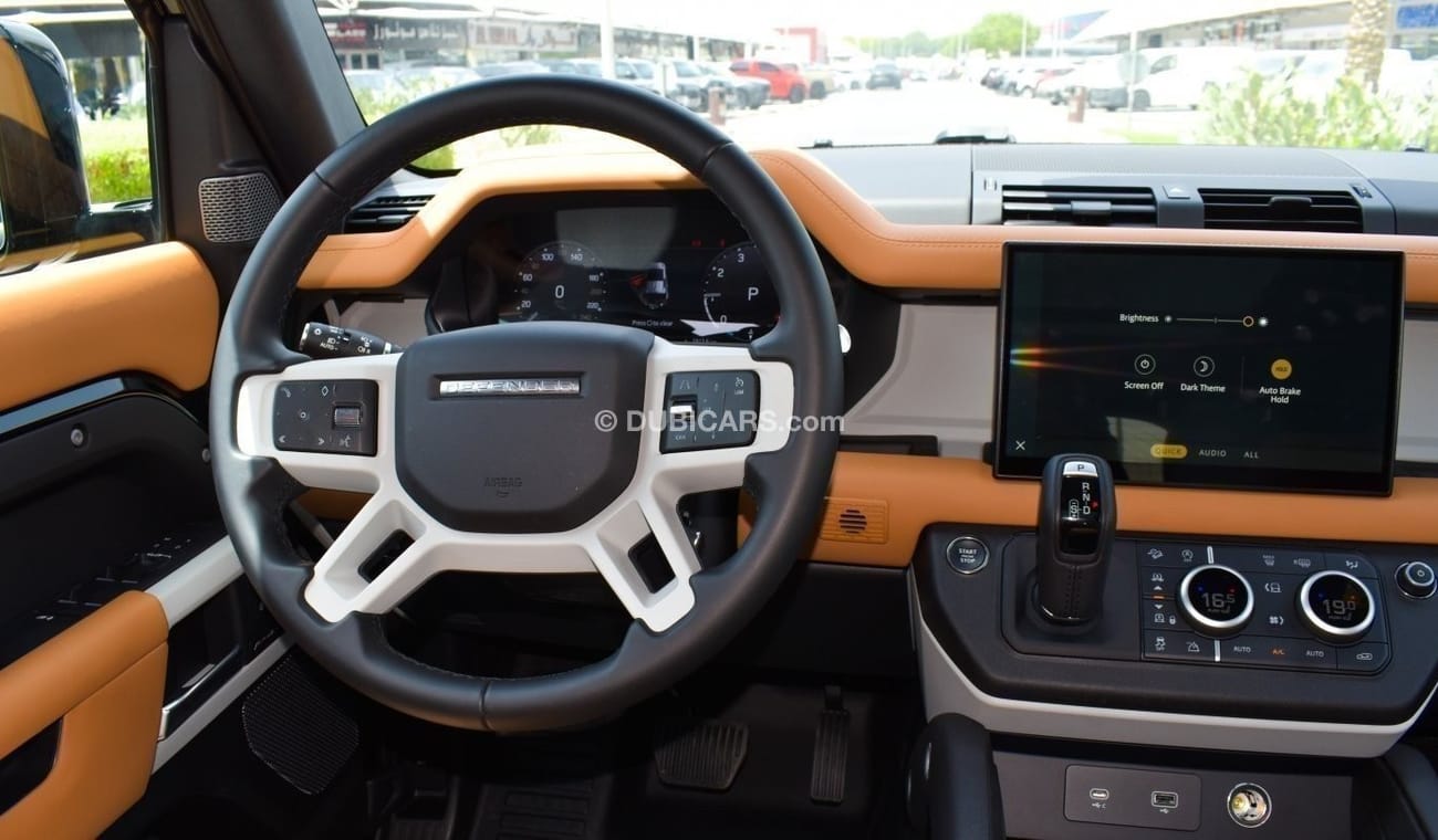 Land Rover Defender Land Rover Defender 110 HSE X-Dynamic P400 | Black Pack Edition - 7seat | 2023 (Local)