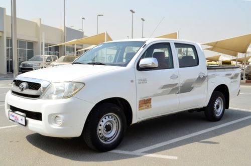 Toyota Hilux 4X2 AUTOMATIC GEAR
