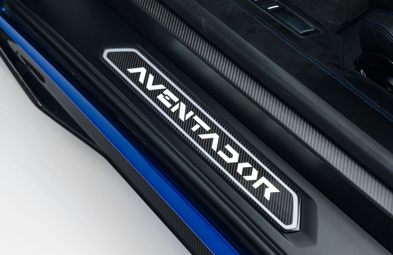 Lamborghini Aventador 6.5L V12 Naturally Aspirated Engine