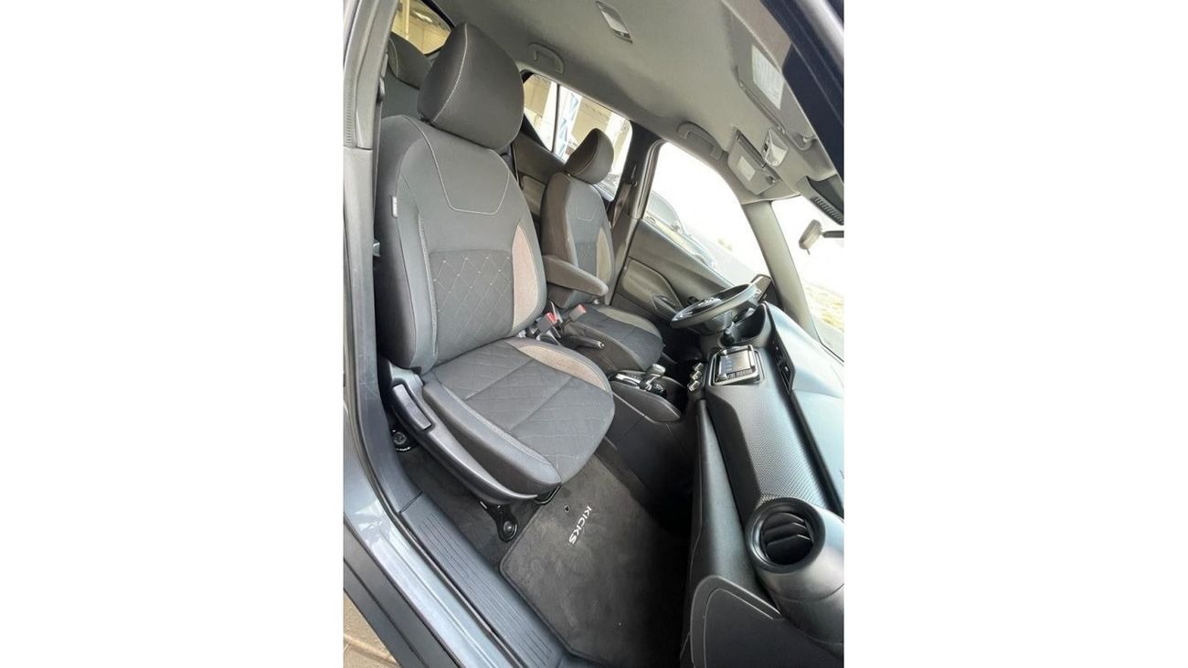 Nissan Kicks Kicks SV RADAR / LINE ASSIST /620 AED MONTHLY