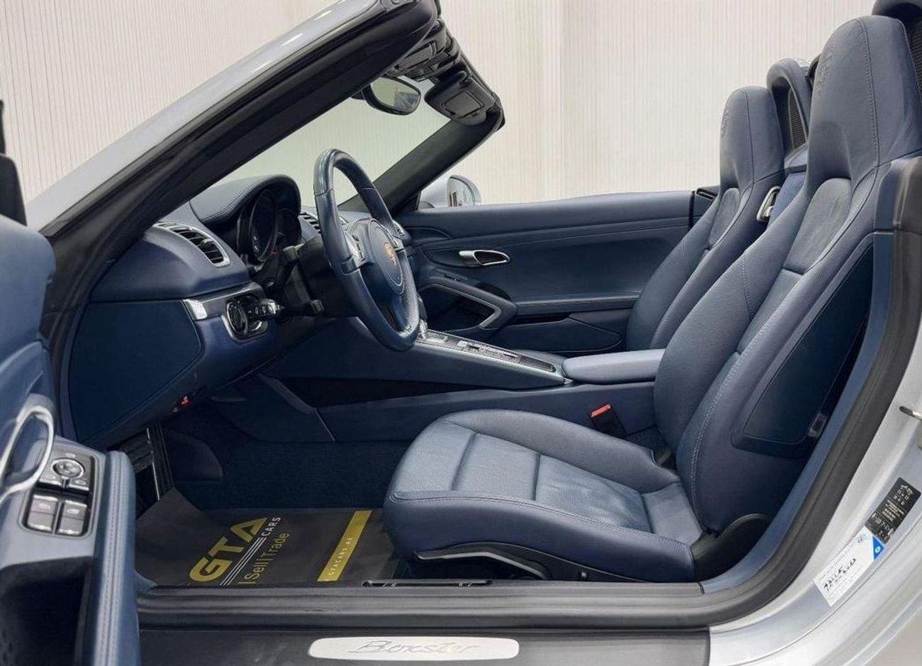 بورش بوكستر 718 2014 Porsche Boxster, Service History, Very Low Kms, Excellent Condition, GCC