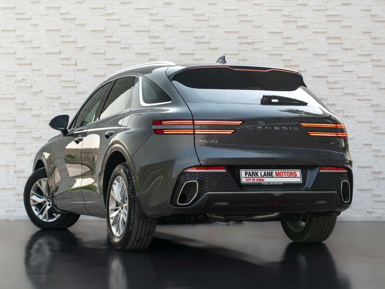 Genesis GV70 Premium 2.5L AWD