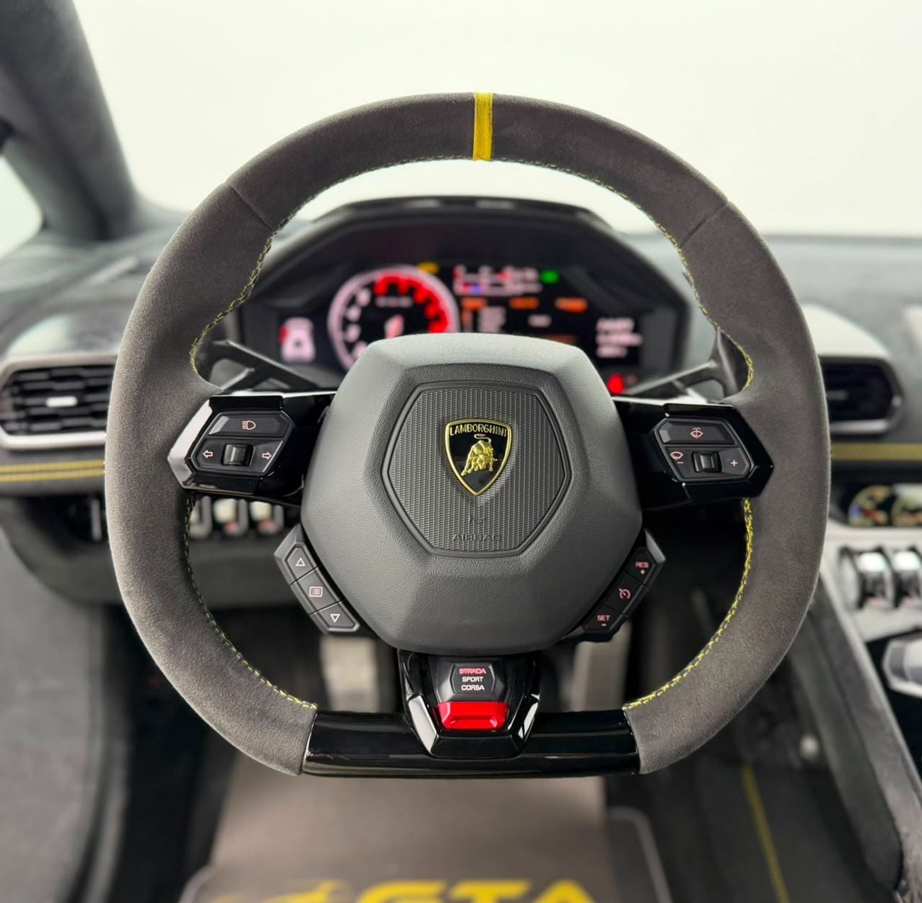 Lamborghini Huracan PERFORMANTE