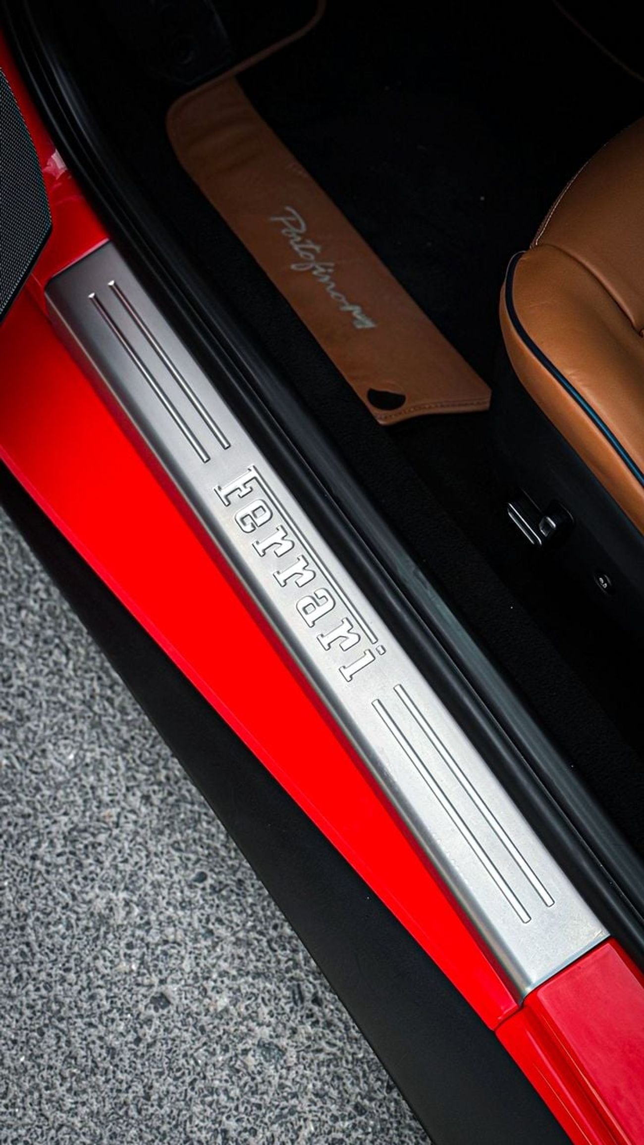 فيراري بورتوفينو Std 3.9L