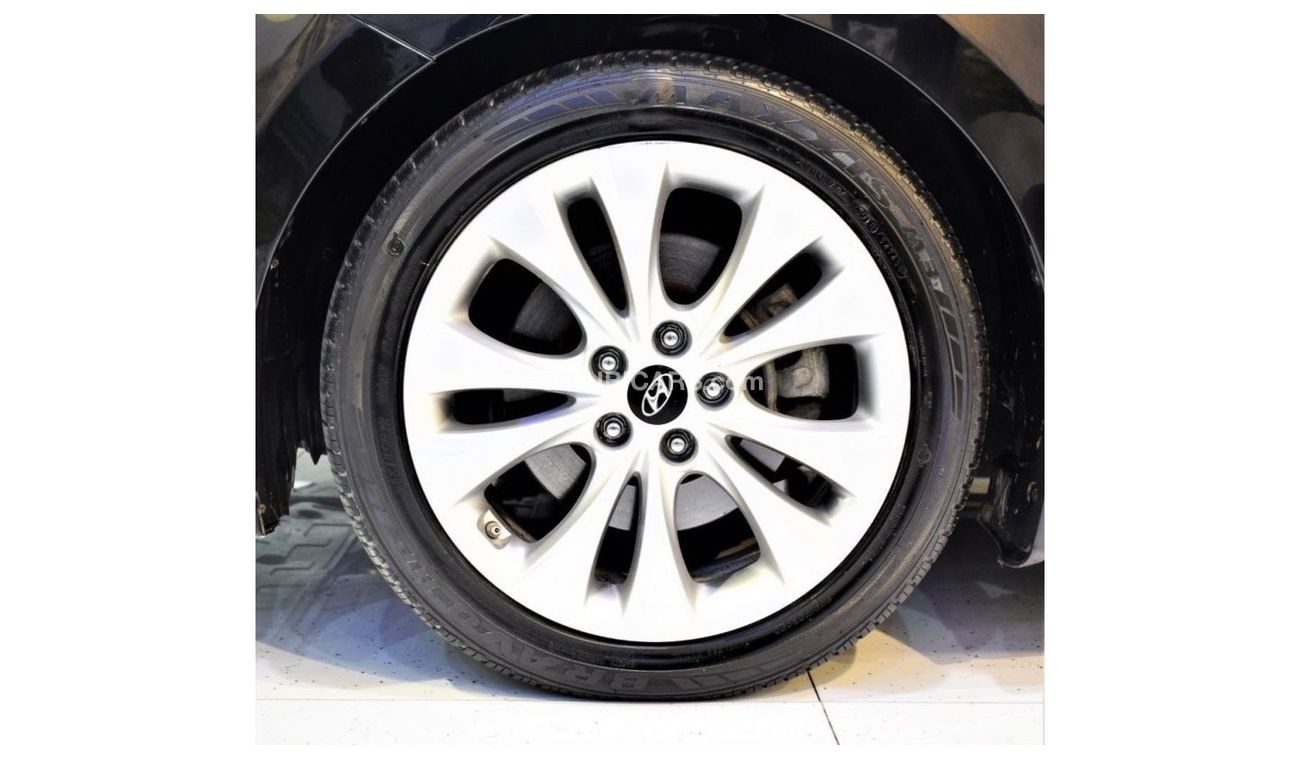 هيونداي أزيرا AMAZING Hyundai Azera 2013 Model!! in Black Color! GCC Specs