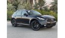 Infiniti QX70 Luxury Plus 2014 GCC model, full option, without accidents, 6 cylinders, with sunroof