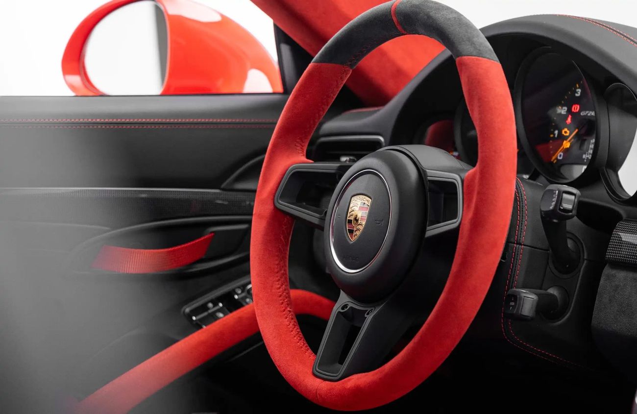 بورش 911 3.8L F6 Twin-Turbocharged Engine