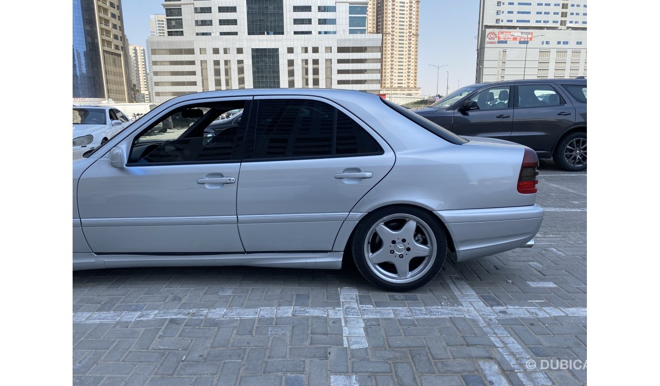 مرسيدس بنز C 43 AMG AMG