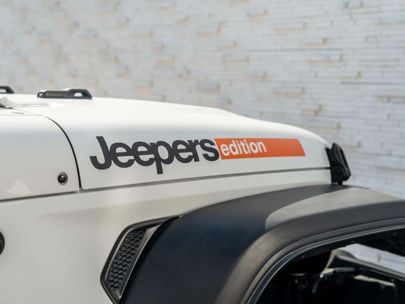 Jeep Wrangler Sport 3.6L A/T (5 Seater)