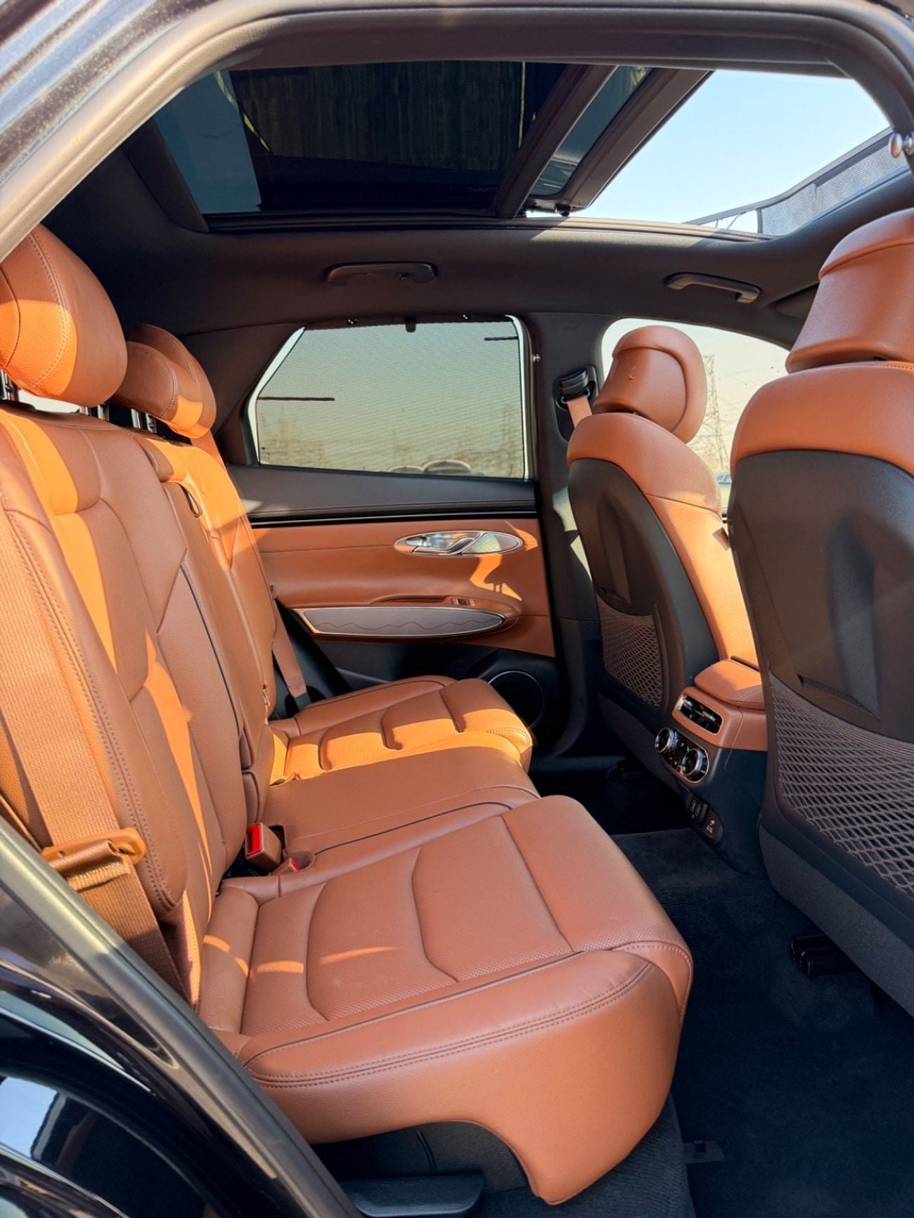 Genesis GV70 Genesis GV70 premium 4WD //  2023 panoramic, 360 camera// low kilometers full option