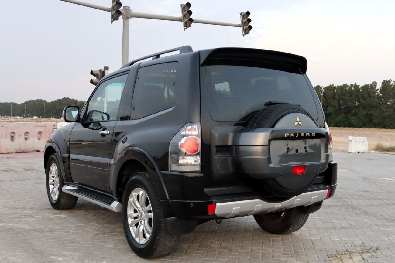 ميتسوبيشي باجيرو GLS Highline 3.8L (189 HP)