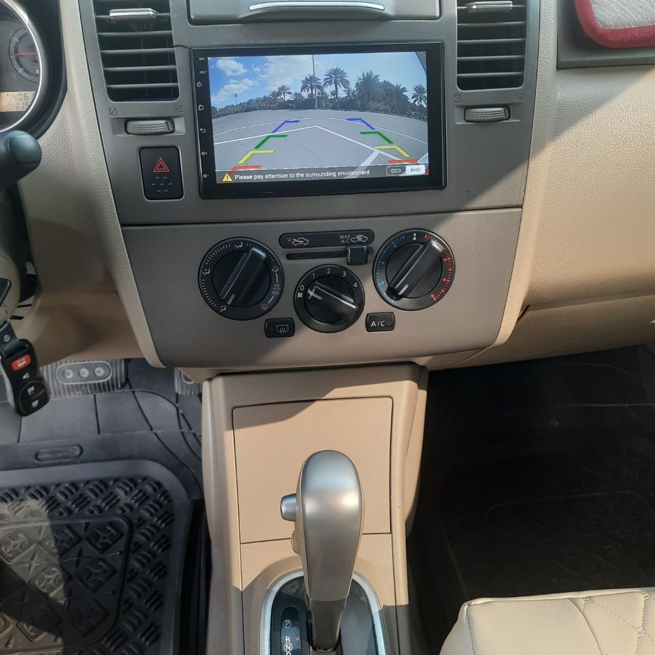 نيسان تيدا SL نيسان تيدا 2012 مواصفات خليجي فل اتوماتيك بحاله ممتازه جدا