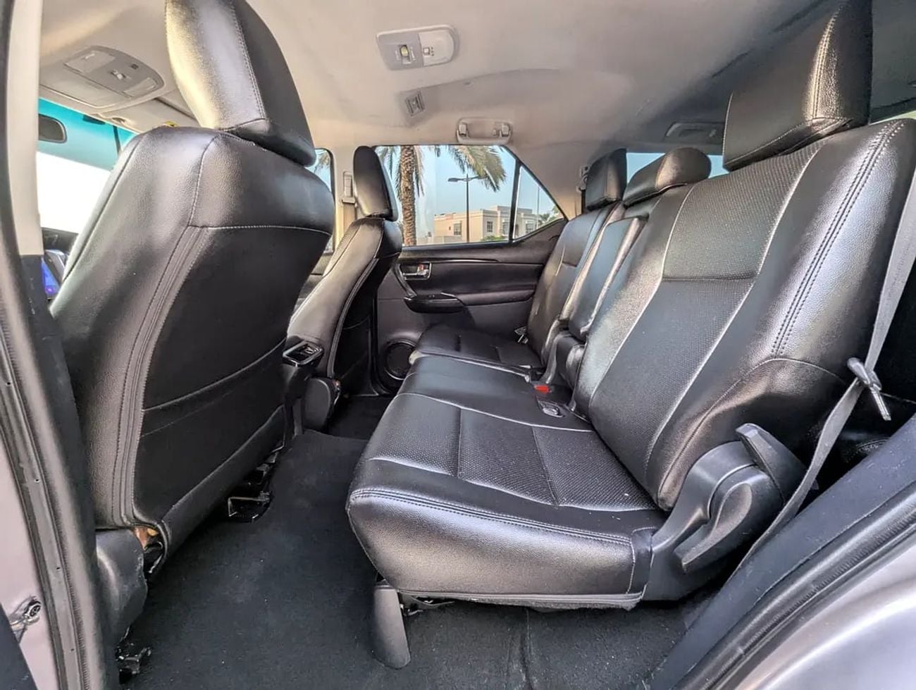 Toyota Fortuner Facelifted V4 2.7L EXR GCC Specs In Excellent Condition