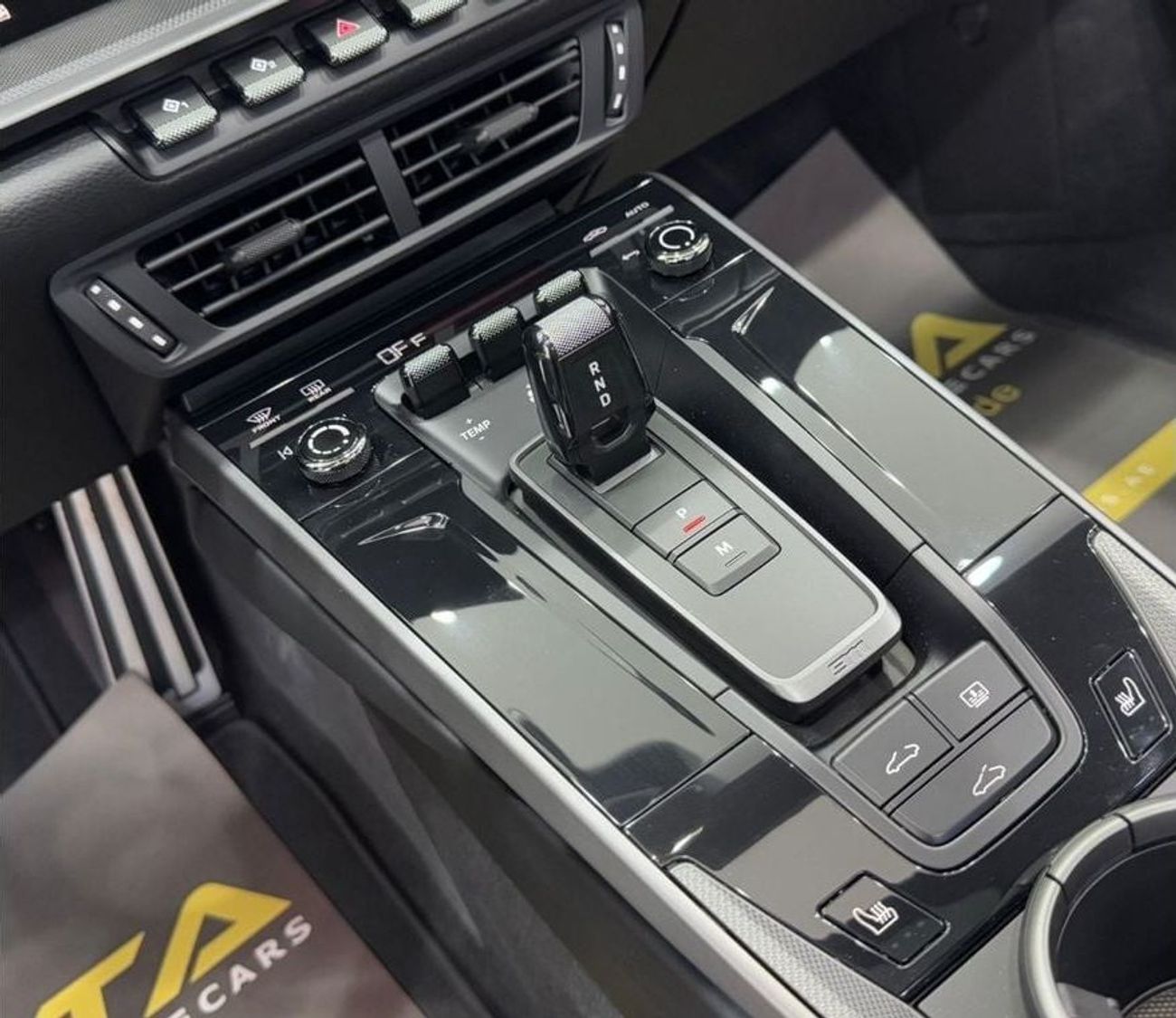 بورش 911 Carrera 2 2025 Porsche 911 Carrera, Jan 2027 Porsche Warranty, Sport Chrono Package, Very Low Kms, G